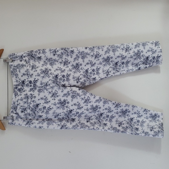 Mario Serrani Italy Comfort Stretch Slim Fit Tummy Control Cropped Pants Size 10 - Picture 5 of 16